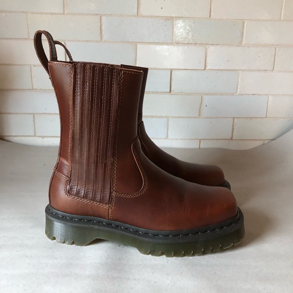 Dr Martens Amaayah Lo Chelsea Boot - Picture 5 of 9